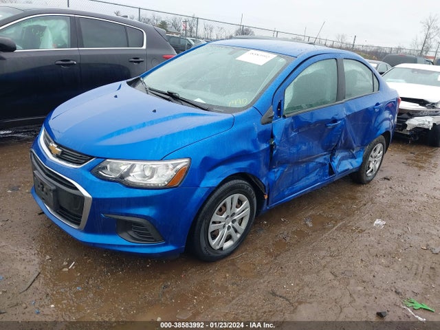 Chevrolet Sonic Ls Auto 2017 1G1JB5SH4H4152908 Image 2