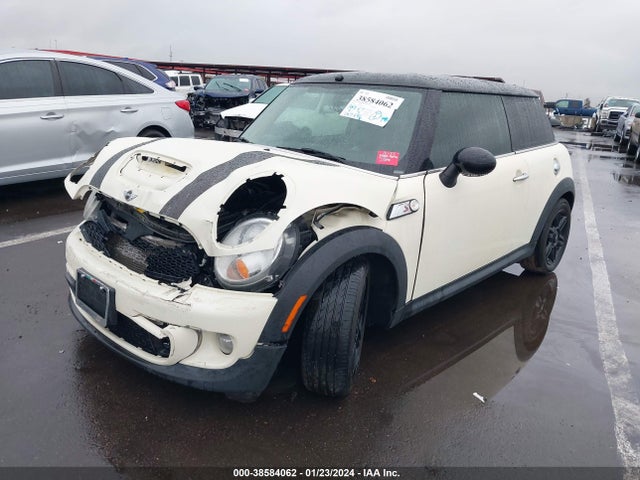 2013 MINI HARDTOP WMWSV3C5XDT393834 Photo 1