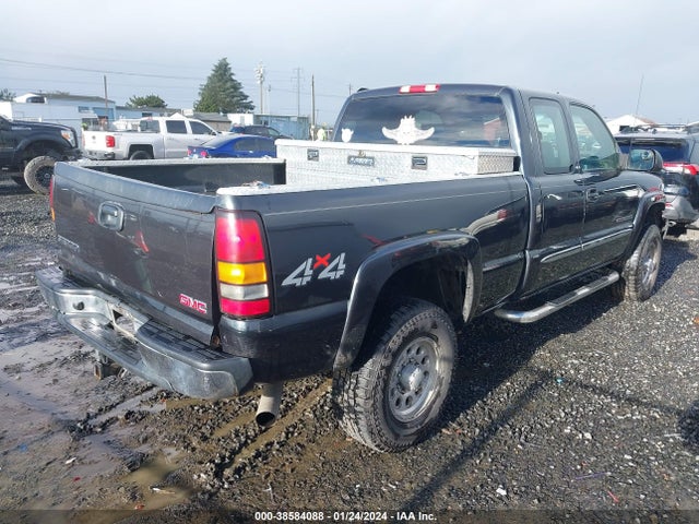 2005 GMC SIERRA 2500HD SLE VIN: 1GTHK29UX5E103757