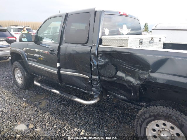 2005 GMC SIERRA 2500HD SLE VIN: 1GTHK29UX5E103757