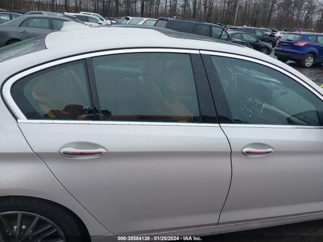 BMW 540i Xdrive 2017 WBAJE7C31HG887046 Image 13