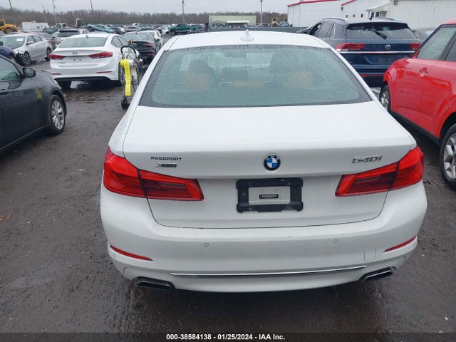 BMW 540i Xdrive 2017 WBAJE7C31HG887046 Image 16