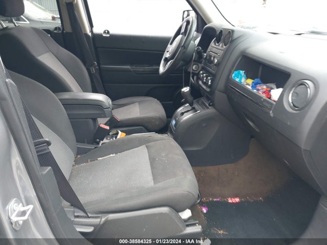 1C4NJRBB4HD208537 Jeep Patriot Sport 4x4