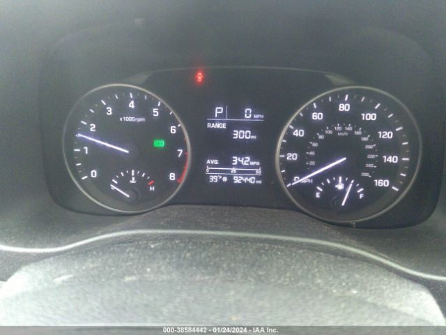 KMHD74LF4HU362157 Hyundai ELANTRA SE