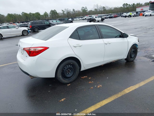 2018 TOYOTA COROLLA LE VIN: 2T1BURHE2JC086324