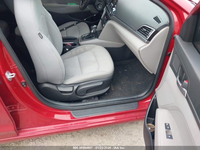 Hyundai ELANTRA SE 2017 KMHD74LF4HU128200 Image 5