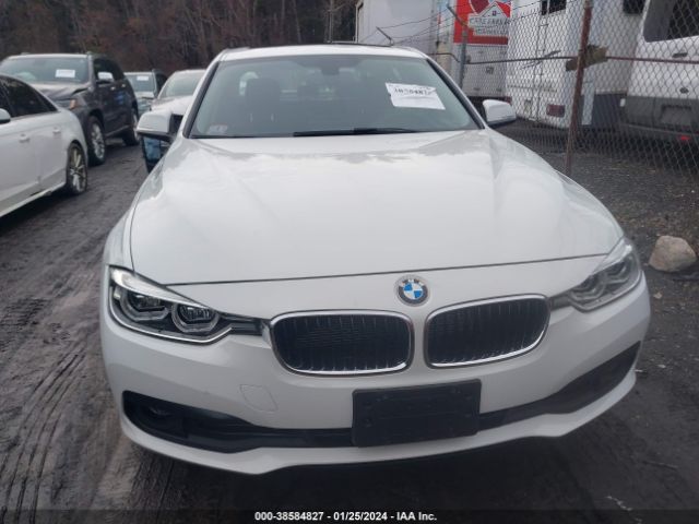 WBA8E5G51JNV02889 BMW 320i Xdrive
