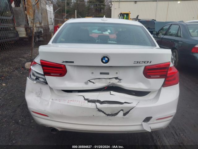 WBA8E5G51JNV02889 BMW 320i Xdrive