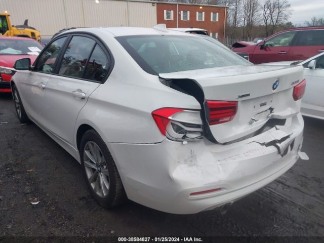 WBA8E5G51JNV02889 BMW 320i Xdrive