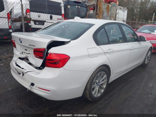 WBA8E5G51JNV02889 BMW 320i Xdrive