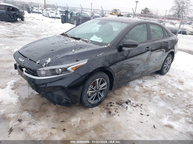 KIA Forte Lxs 2023 3KPF24AD9PE560680 Image 2