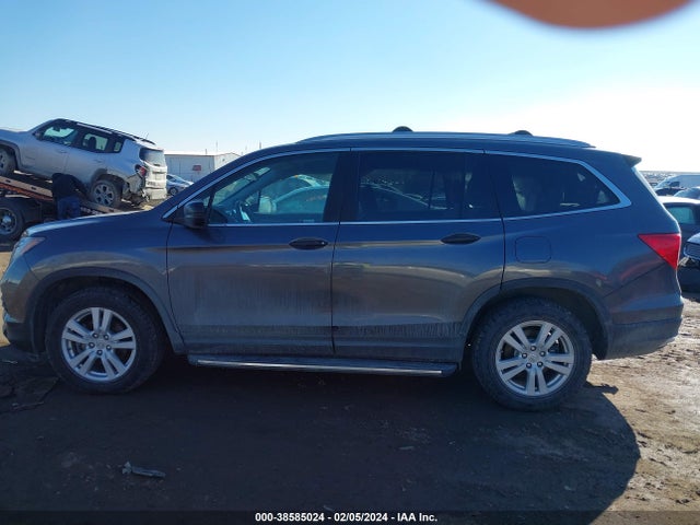 Honda PILOT LX 2018 5FNYF6H11JB033724 Image 14