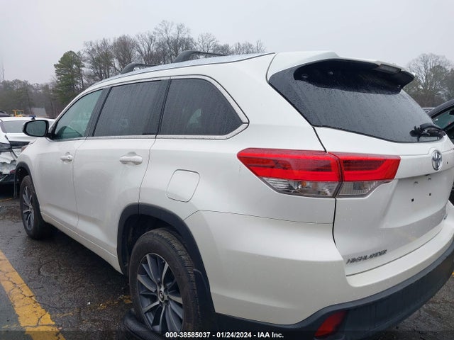 Toyota Highlander Xle 2018 5TDJZRFH9JS828669 Image 14