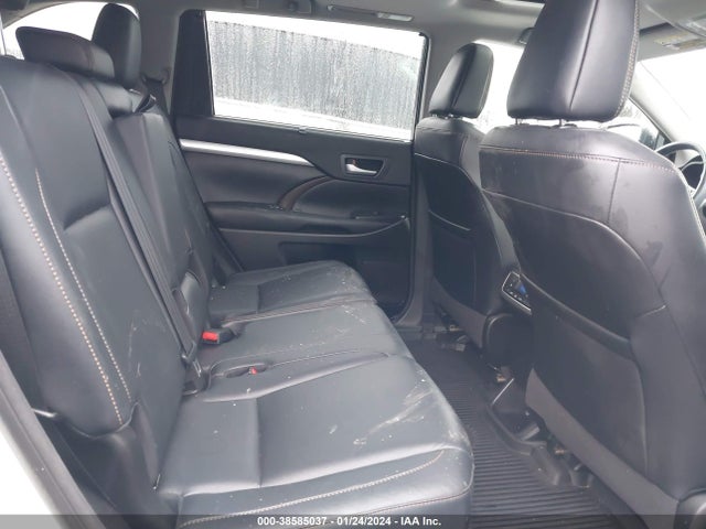 Toyota Highlander Xle 2018 5TDJZRFH9JS828669 Image 8