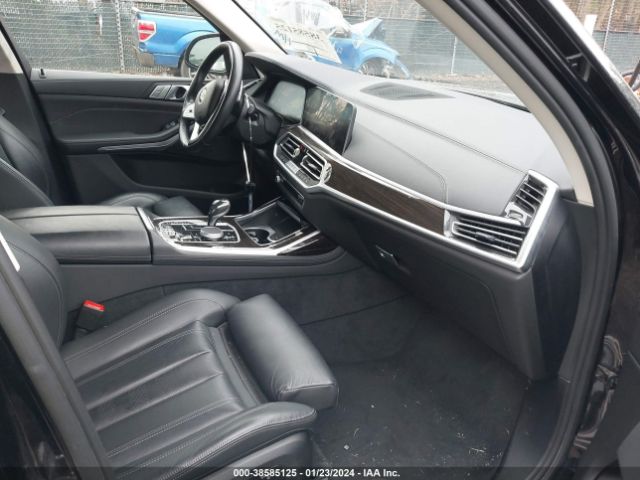 5UXCW2C03M9F32929 BMW X7 Xdrive40i