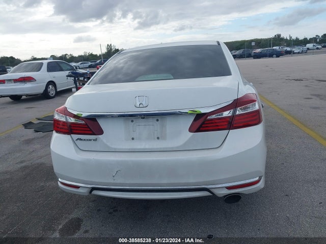 Honda ACCORD LX 2016 1HGCR2F39GA204611 Image 17