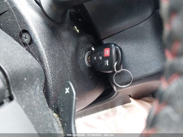 4T1BF1FK3HU347909 Toyota CAMRY SE