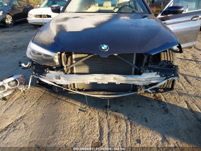 WBAJA7C57JWA74421 BMW 530i Xdrive