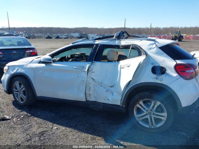 WDCTG4GB0KU008421 Mercedes-Benz Gla 250 4matic