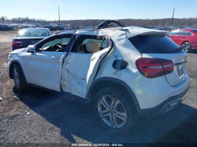 WDCTG4GB0KU008421 Mercedes-Benz Gla 250 4matic