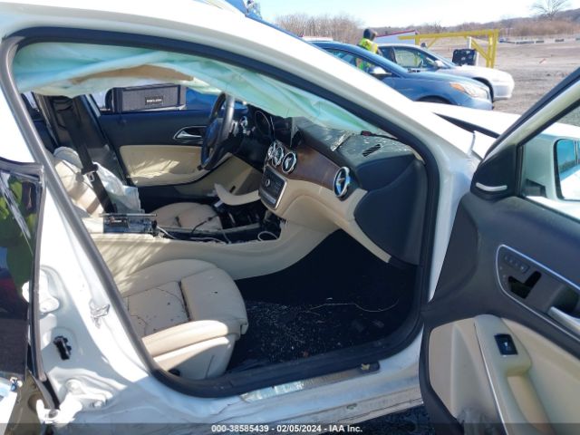 WDCTG4GB0KU008421 Mercedes-Benz Gla 250 4matic