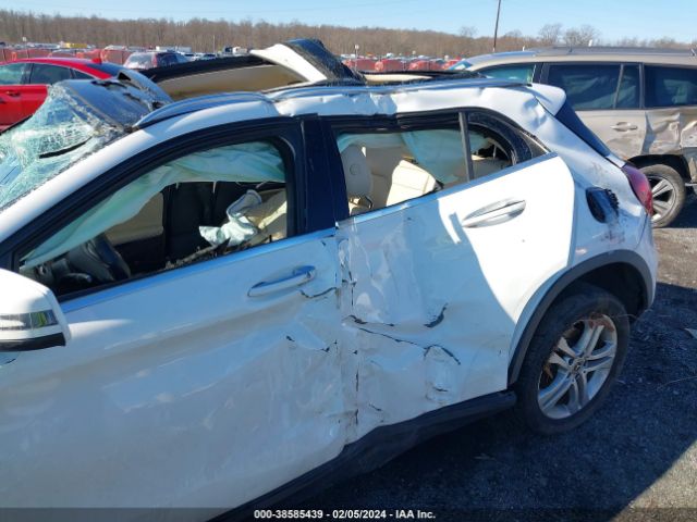 WDCTG4GB0KU008421 Mercedes-Benz Gla 250 4matic