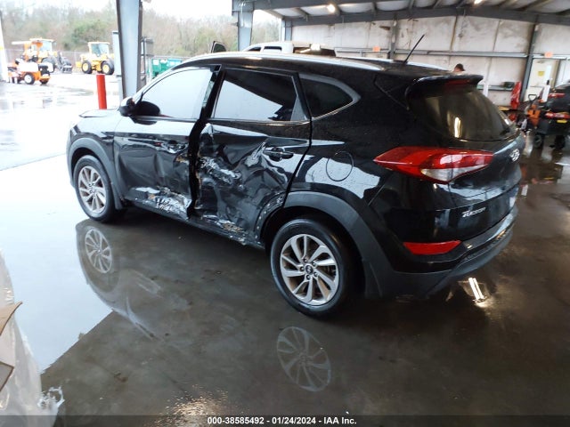 2016 HYUNDAI TUCSON SE VIN: KM8J33A45GU189516