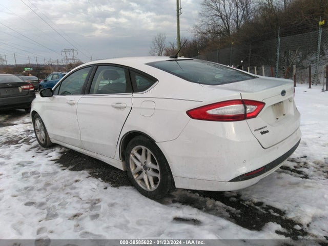 1FA6P0H71G5129598 Ford FUSION SE