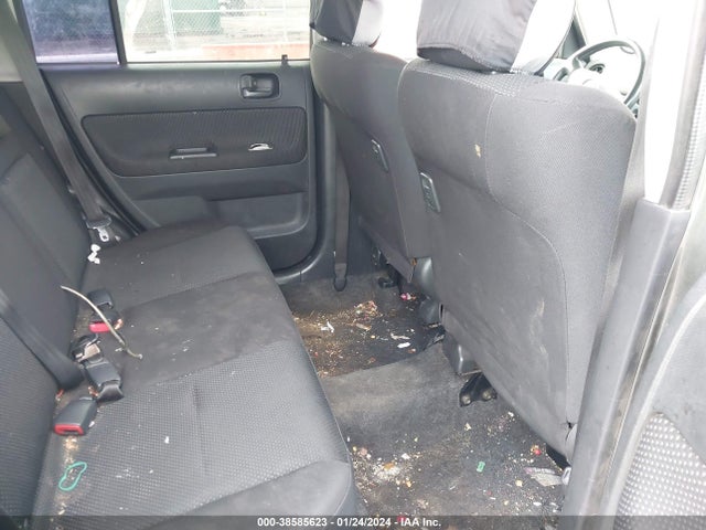 2005 SCION XB VIN: JTLKT324454006776