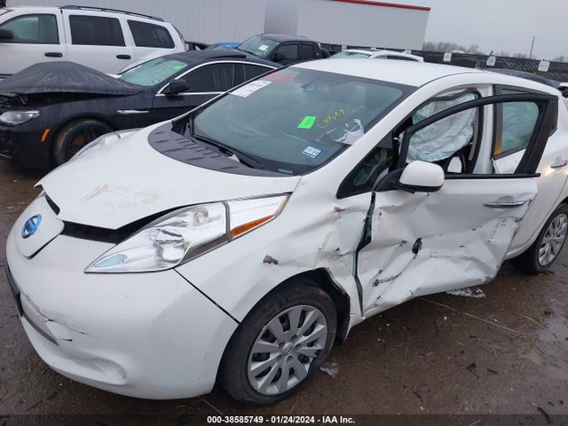 2015 NISSAN LEAF S VIN: 1N4AZ0CP5FC316686