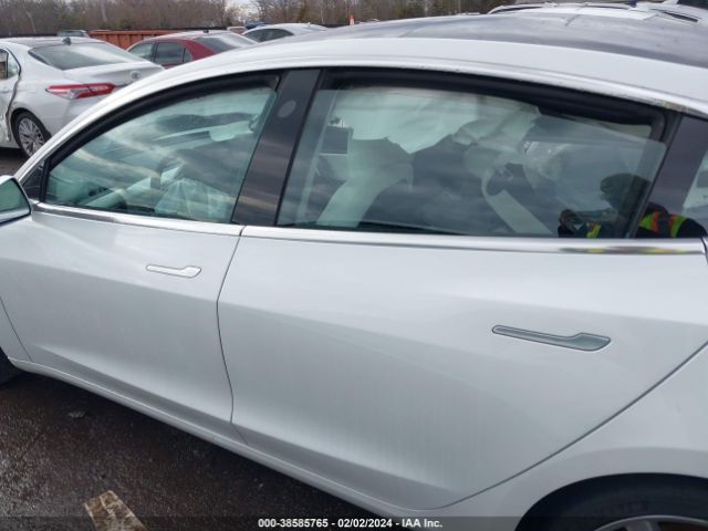 5YJ3E1EB6JF081670 Tesla Model 3 Long Range/performance