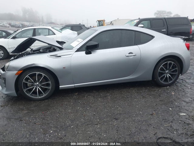 Toyota 86 GT 2018 JF1ZNAE17J8701420 Image 14