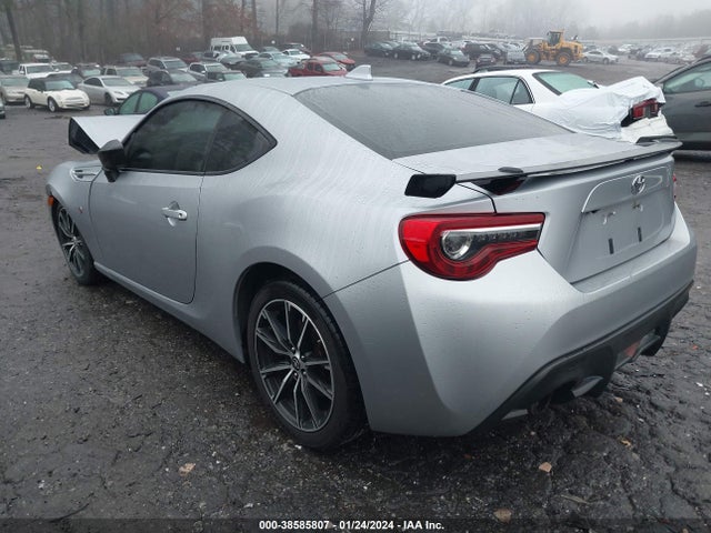 Toyota 86 GT 2018 JF1ZNAE17J8701420 Image 3