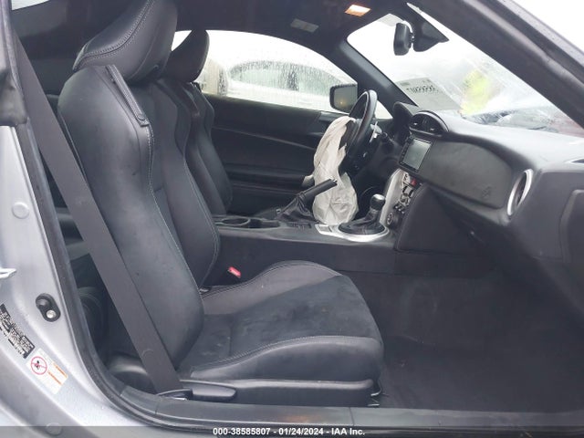 Toyota 86 GT 2018 JF1ZNAE17J8701420 Image 5