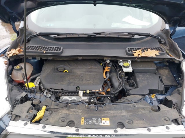 Ford ESCAPE SE 2018 1FMCU9GD0JUB33703 Image 10