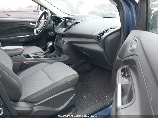 Ford ESCAPE SE 2018 1FMCU9GD0JUB33703 Image 5
