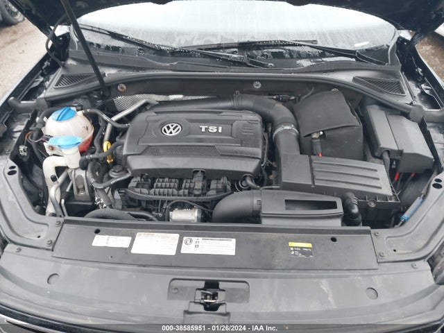 1VWBT7A37HC029231 Volkswagen Passat 1.8t Se