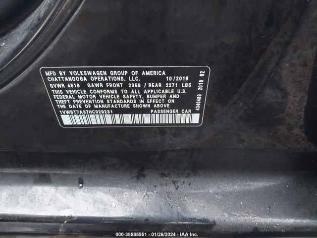 1VWBT7A37HC029231 Volkswagen Passat 1.8t Se