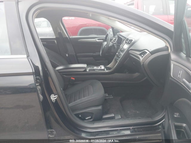 Ford FUSION SE 2019 3FA6P0HD7KR282546 Image 5