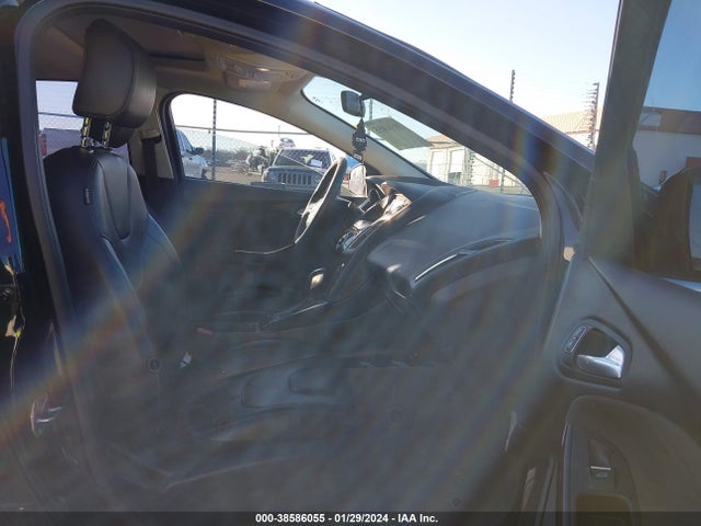 Ford Focus Titanium 2018 1FADP3J2XJL314212 Image 5