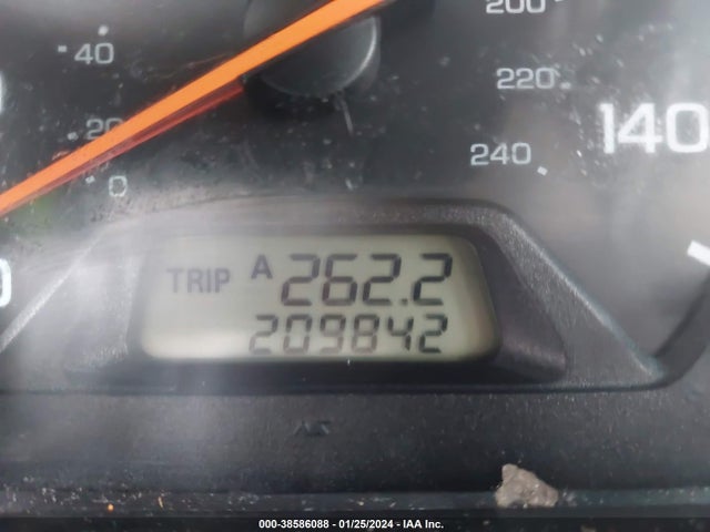 2000 HONDA ACCORD 2.3 LX VIN: 1HGCG5646YA023726