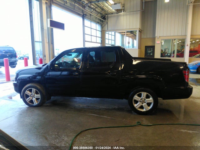 2012 HONDA RIDGELINE RTL VIN: 5FPYK1F56CB453784