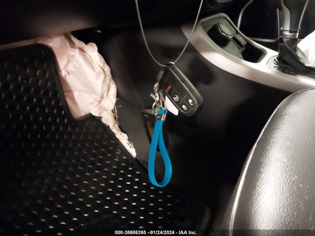 Jeep Compass Latitude 2018 3C4NJDBB0JT167889 Image 11