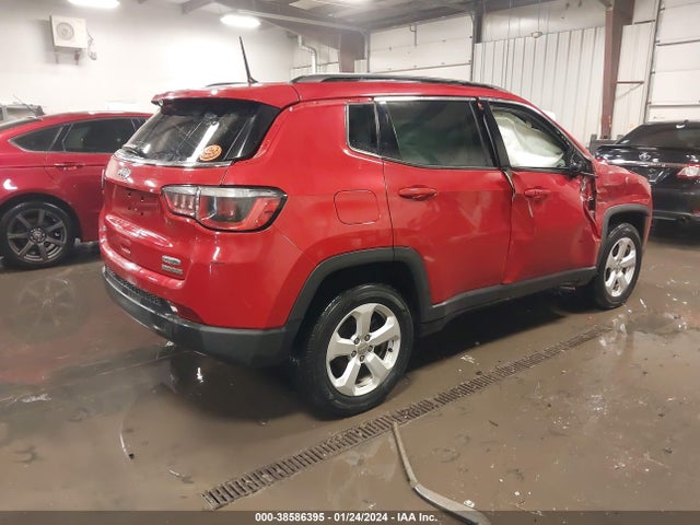 Jeep Compass Latitude 2018 3C4NJDBB0JT167889 Image 4