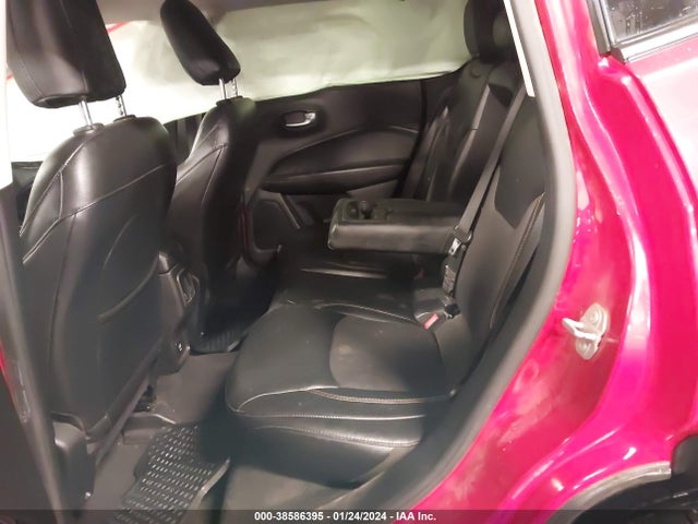 Jeep Compass Latitude 2018 3C4NJDBB0JT167889 Image 8