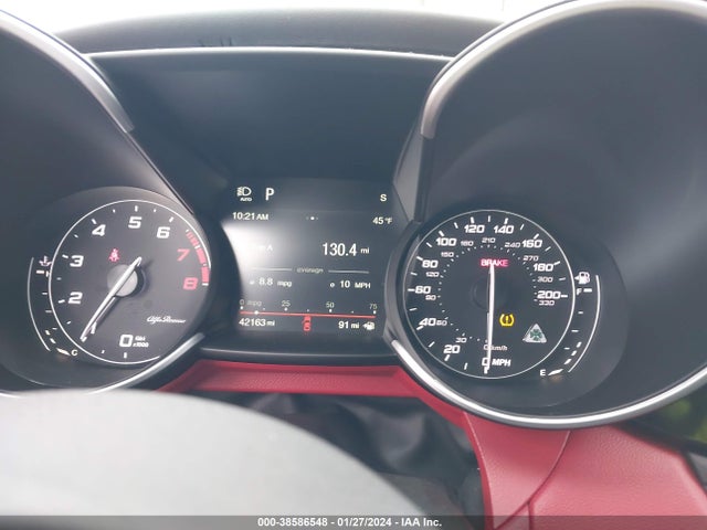 ZARFAEAV0J7574546 Alfa Romeo Giulia Quadrifoglio Rwd