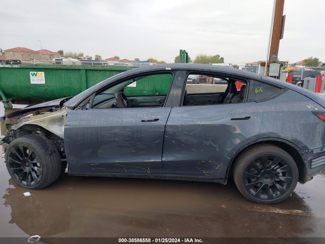 2021 TESLA MODEL Y LONG RANGE DUAL MOTOR ALL-WHEEL DRIVE VIN: 5YJYGDEE0MF064671