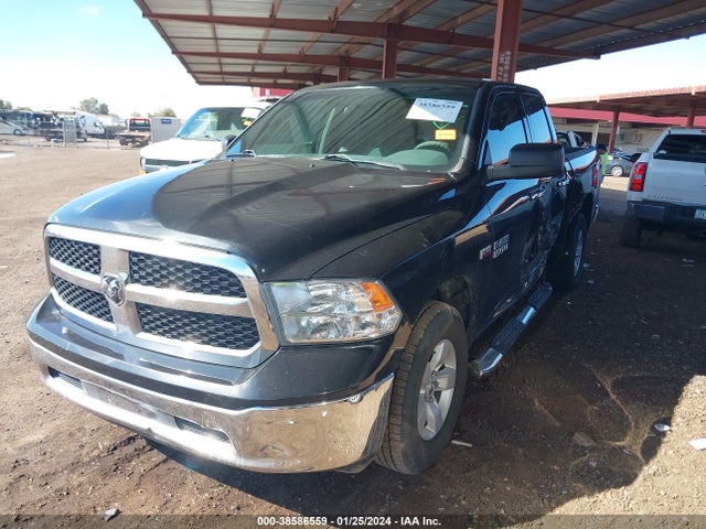 1C6RR7GT5HS676960 RAM 1500 Slt Quad Cab 4x4 6'4 Box