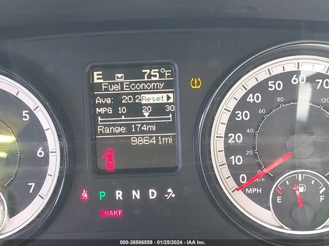 1C6RR7GT5HS676960 RAM 1500 Slt Quad Cab 4x4 6'4 Box