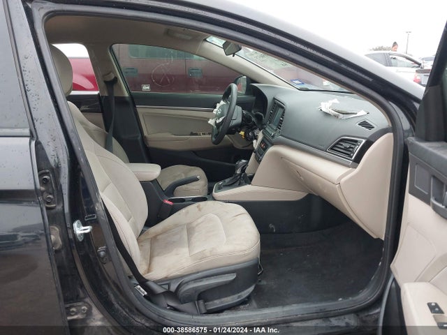 Hyundai ELANTRA SE 2017 5NPD84LF7HH018964 Image 5